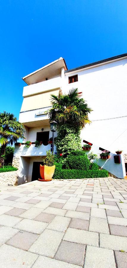 Sukošan Apartments Sime מראה חיצוני תמונה