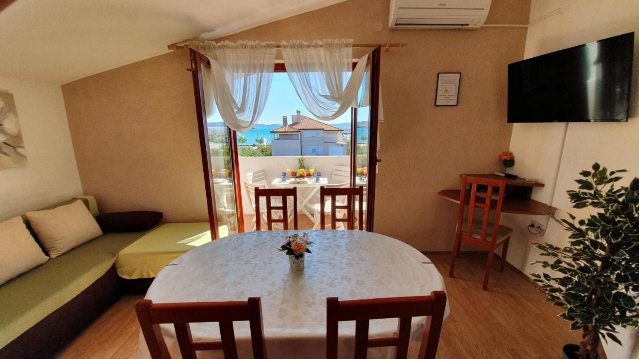 Sukošan Apartments Sime מראה חיצוני תמונה