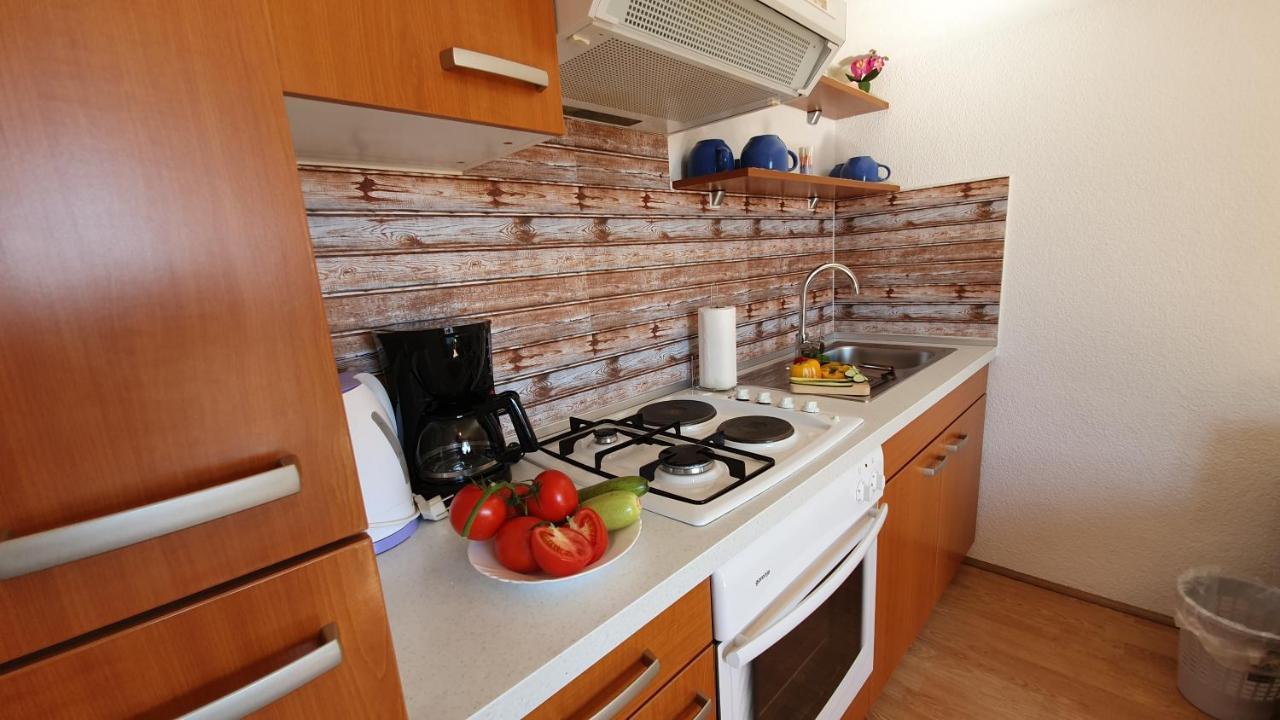 Sukošan Apartments Sime מראה חיצוני תמונה
