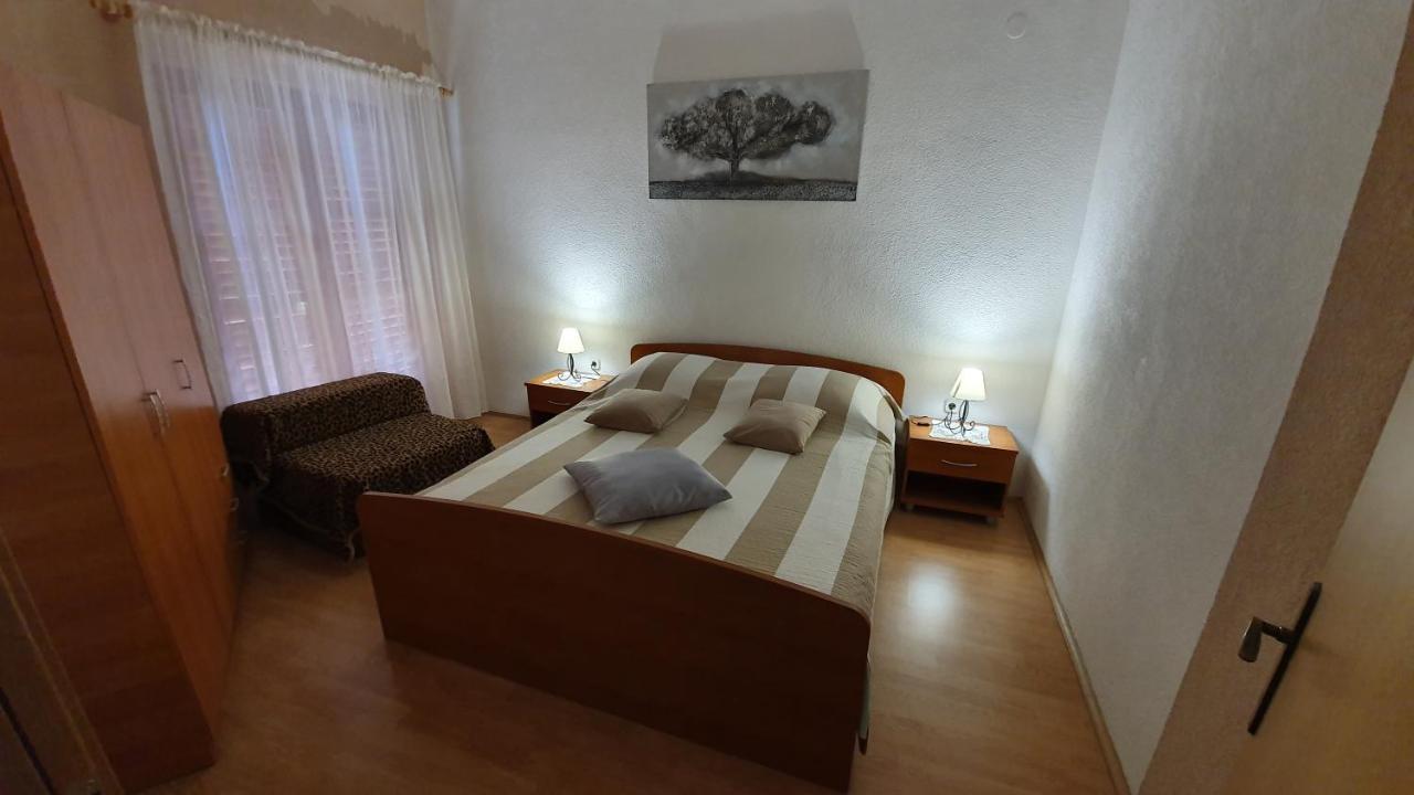 Sukošan Apartments Sime מראה חיצוני תמונה
